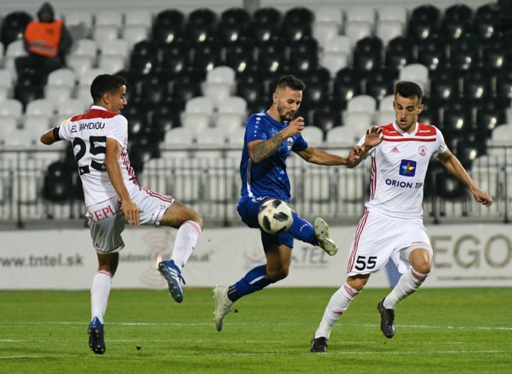 Dvojica Slovákov v Cracovii si bude opäť hľadať nový klub